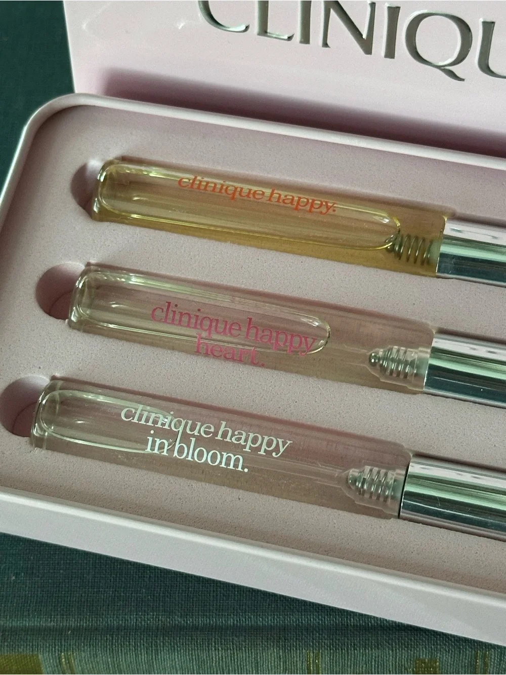 Clinique Pale Pink Travel Rollerball Fragrance Trio